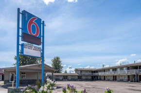 Motel 6-Fort Nelson, BC